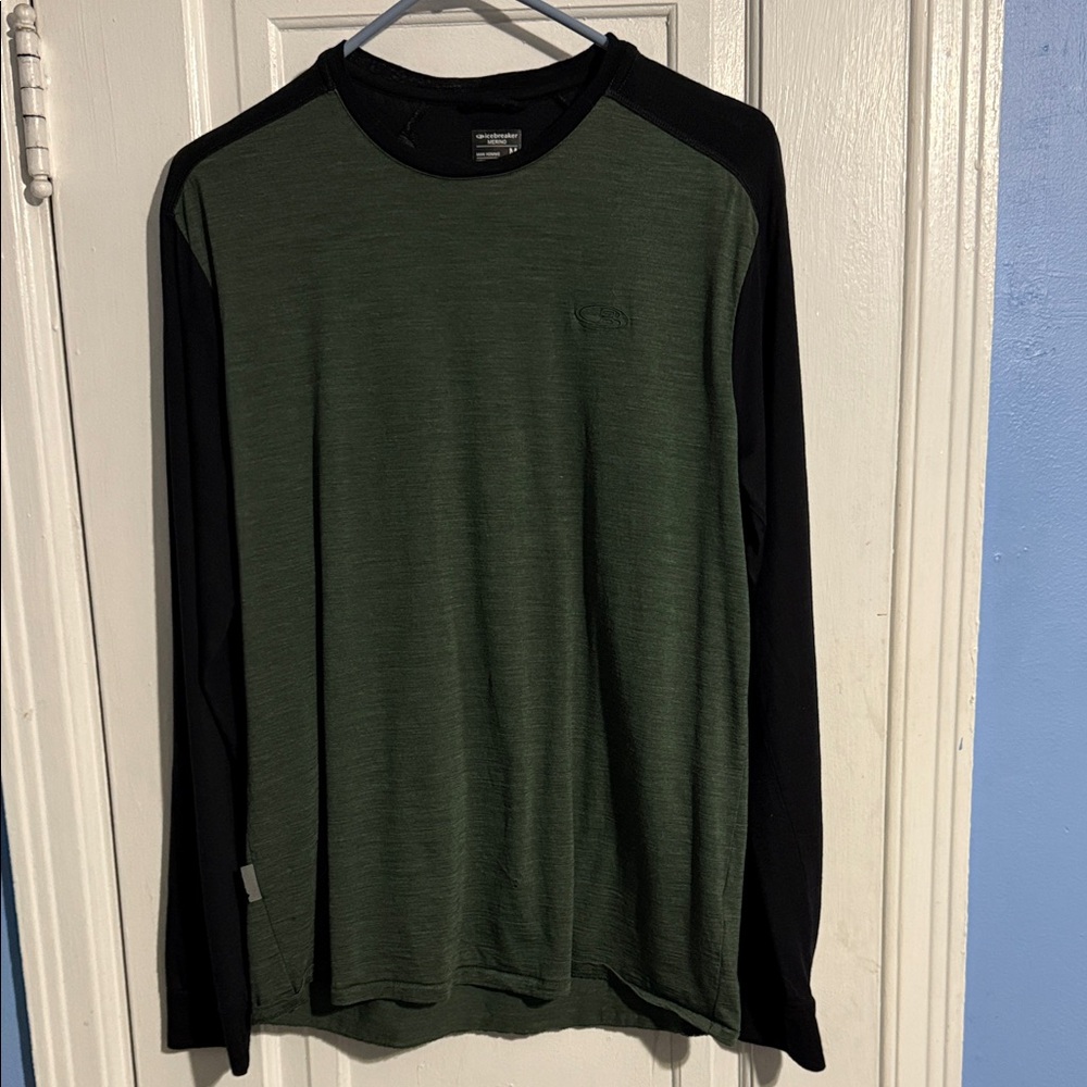 Men's Icebreaker Cool-Lite MerinoGreen and Black Long Sleeve Baselayer